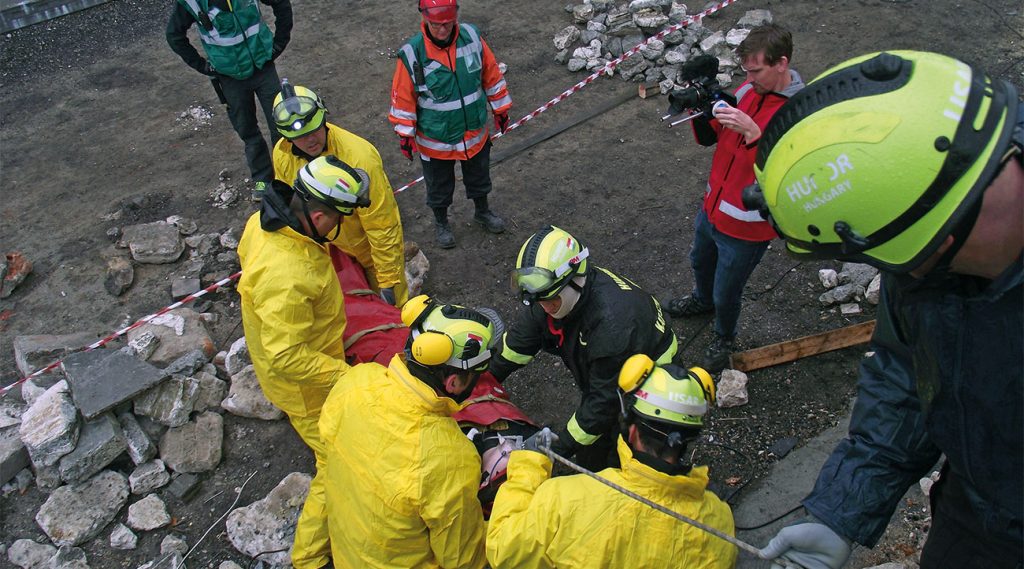 Standard of operation for cave rescue in Hungary – International Fire ...