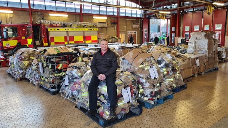 HWFRS team drive fire engine to Poland to support Ukraine firefighters ...