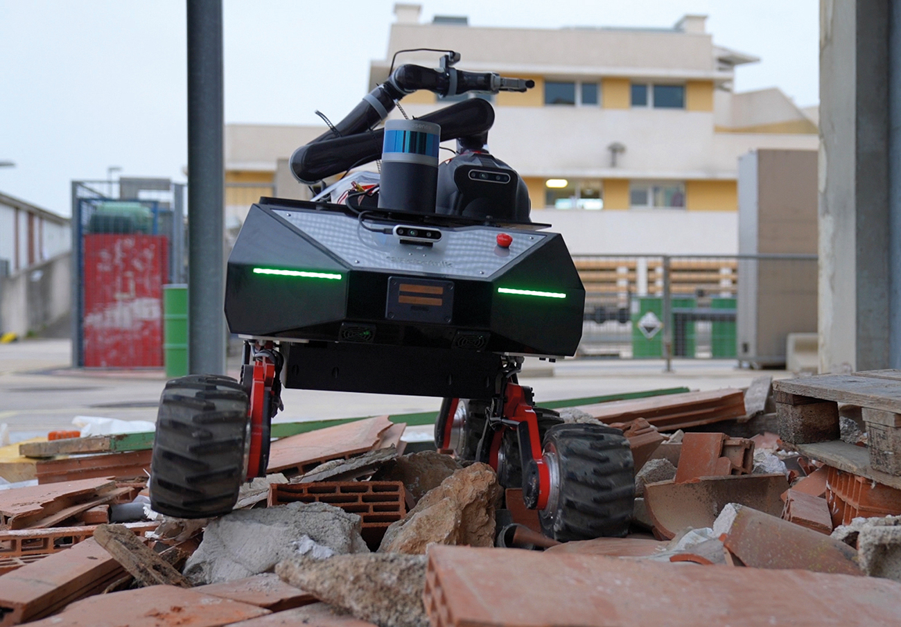 Successful test of the improved robot through the rubble. Images supplied by Author / Contributor
